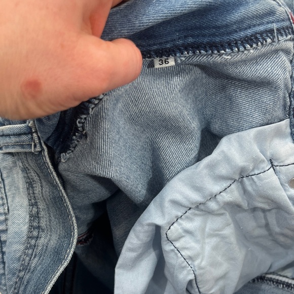 Diesel Men's Faded Blue Straight Jeans - Picture 12 of 12